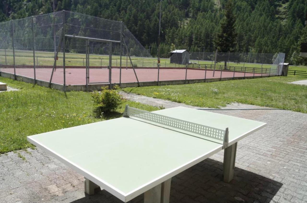 Moderne Dachwohnung Naehe Zermatt Mit Balkon Täsch Exteriér fotografie