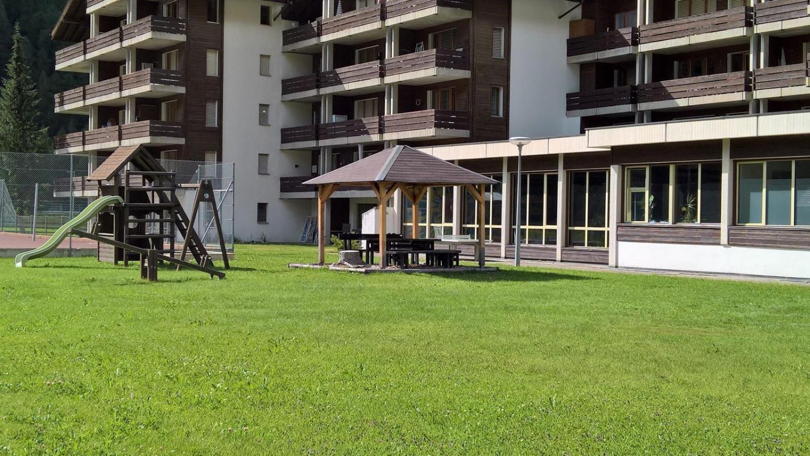 Moderne Dachwohnung Naehe Zermatt Mit Balkon Täsch Exteriér fotografie